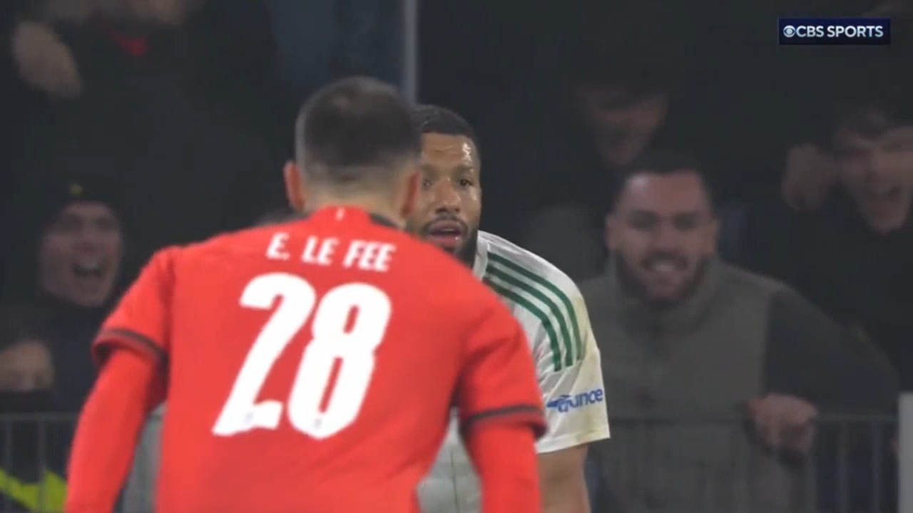 Rennes [3]-1 Panathinaikos - Ludovic Blas penalty 70'