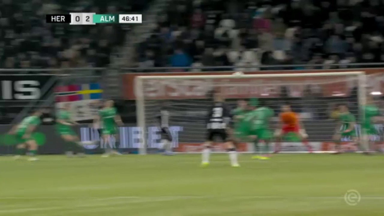 Heracles [1]-2 Almere City - Jizz Hornkamp penalty 48'