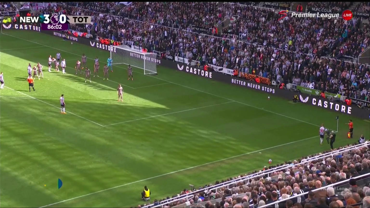 Newcastle United [4] - 0 Tottenham Hotspur - Fabian Schar 87â€Ž'â€Ž
